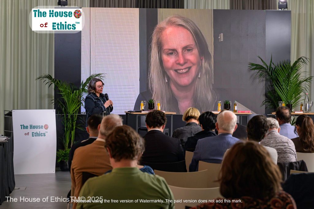 conference-house-of-hthics-avril-web-104